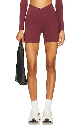 FlowWell Callista Crossover 4 Inch Short in Black | Revolve Clothing (Global)
