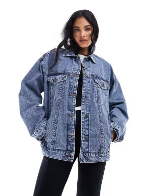 ASOS DESIGN oversize 90s denim jacket in midwash blue | ASOS (Global)