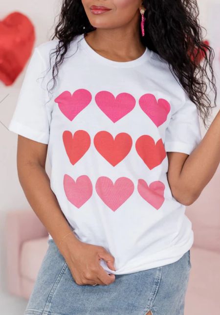 Loving this heart graphic tshirt for Valentine’s Day from Pink Lily! 