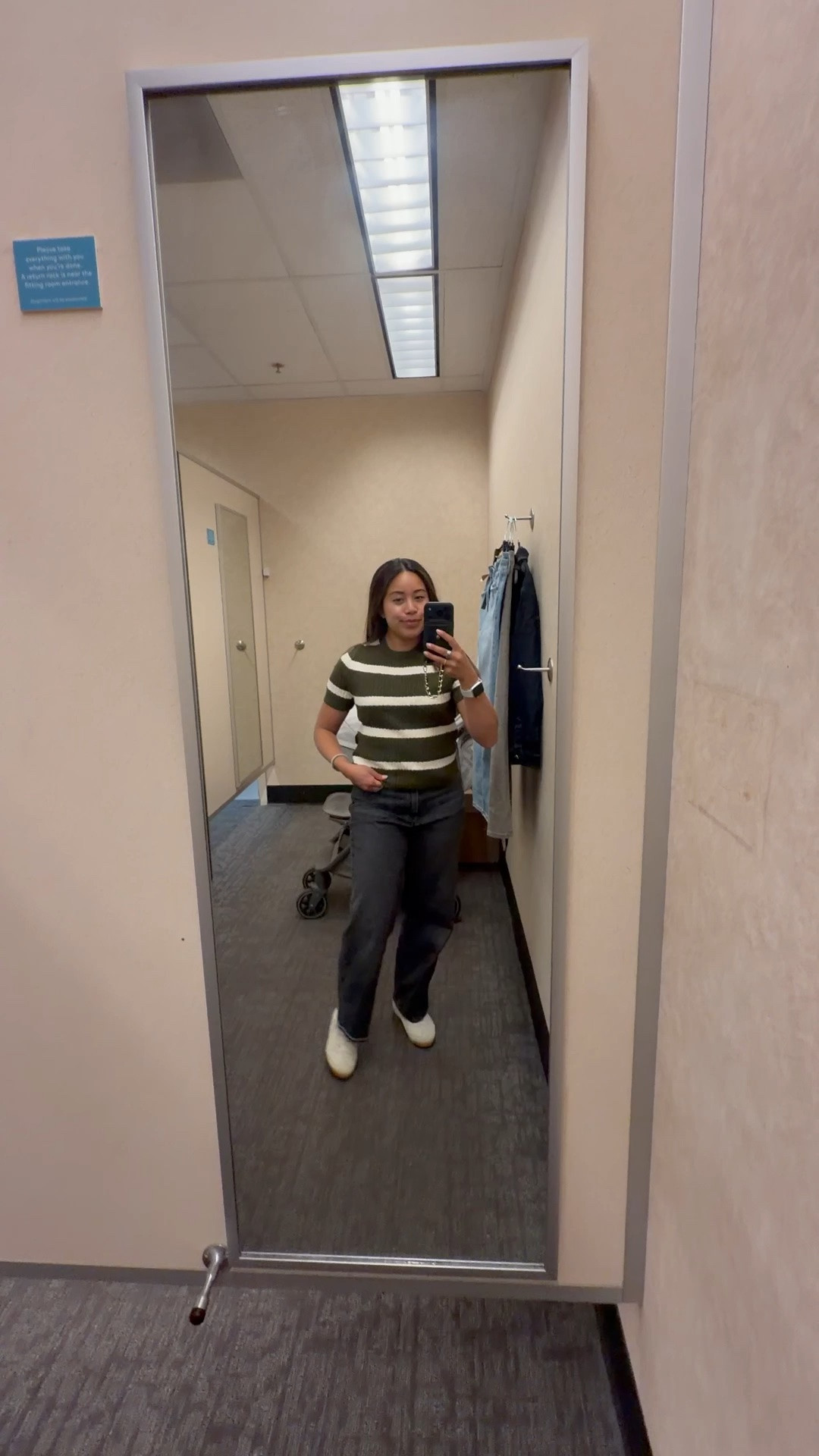 This Madewell sweater tee is so cute and comfy! I love an elevated staple for fall. I’m wearing a size small. I’m 5ft tall and 126lbs.