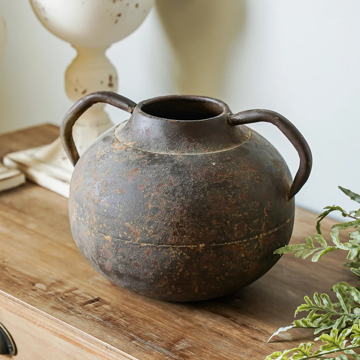 Carlo Double Handled Vase | MJHome