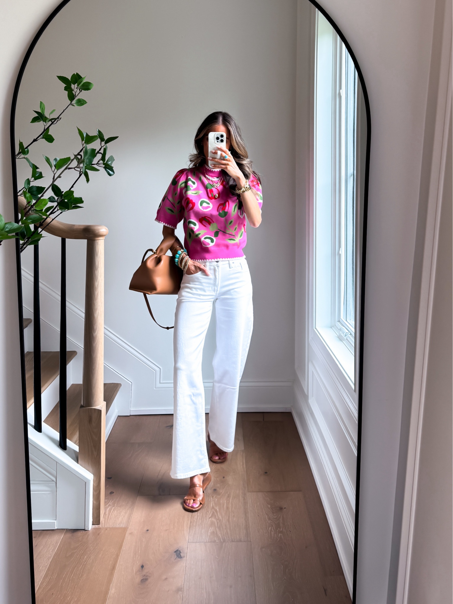 Use Code: ABBY15 for 15% off!

Wearing my true to size, xsmall top and size 25 jeans

#LTKmomlife #LTKgrwm #LTKootd
