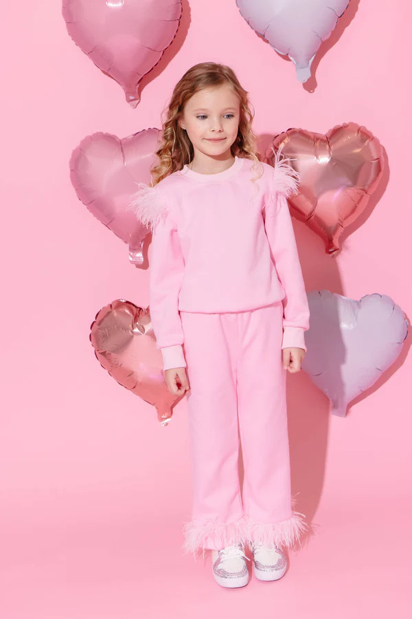 Pretty in Pink Feather Athletic Set | Lola + The Boys