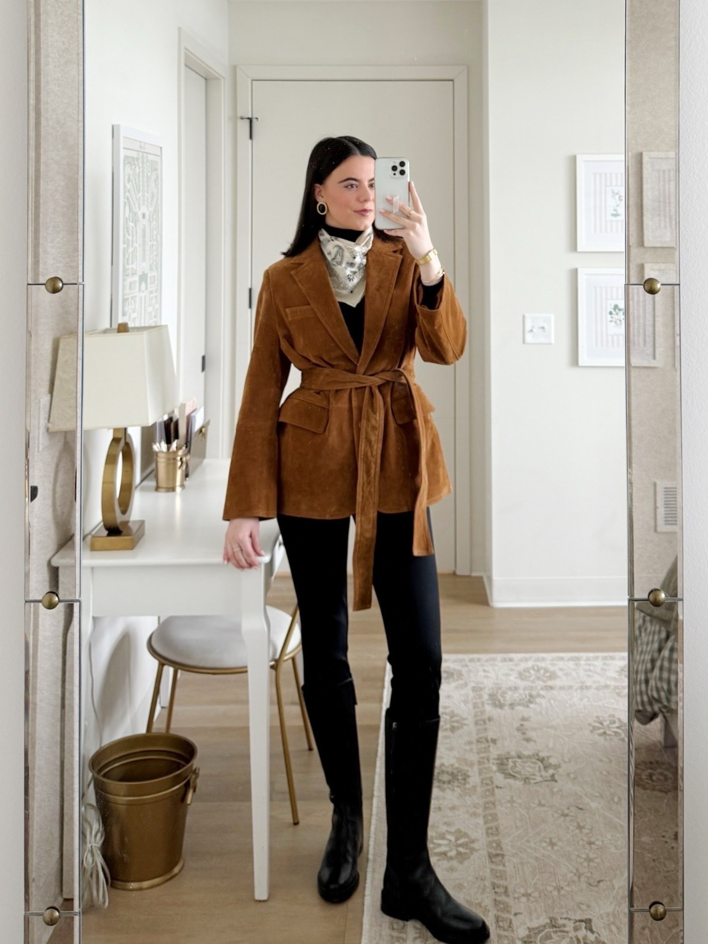 Chic winter outfit! 🤎🐎