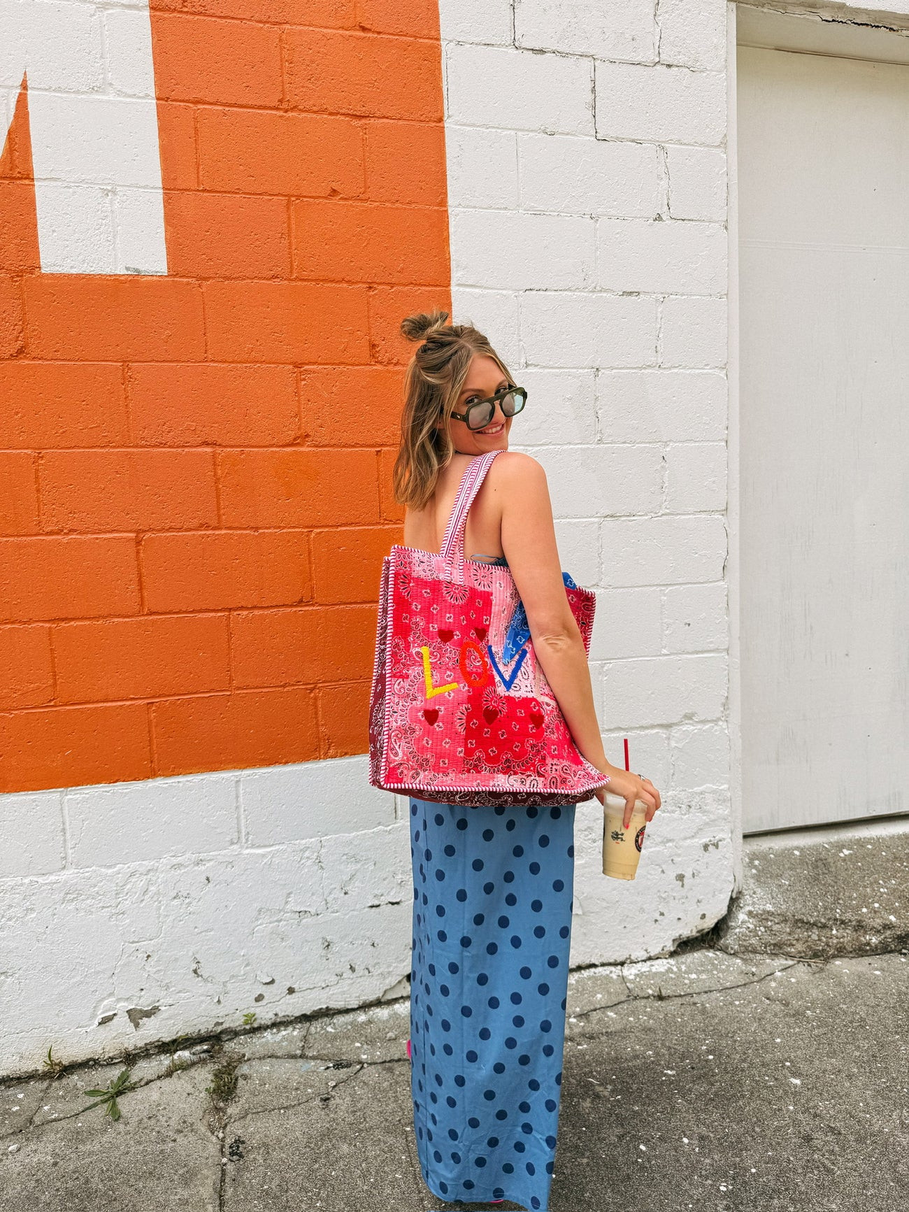 all you need is love tote bag - pink | Etta+East