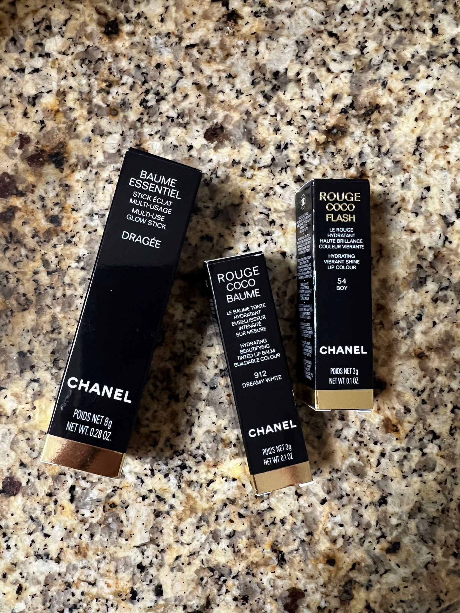 New #ChanelBeauty! 🤍 

#beauty #dryskin #nudelipstick #mousturizedlips #lips #chanel 

#LTKGiftGuide #LTKfindsunder50 #LTKbeauty