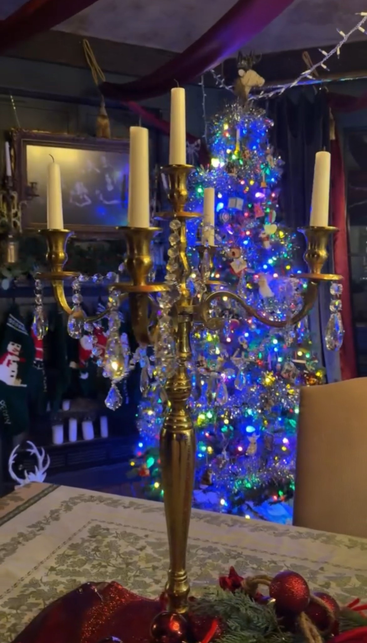 Elevate your dining table with this stunning gold candelabra. Perfect for any special occasion! Check it out now. 🌟

#Christmas #ChristmasDecor #WhiteChristmas #TraditionalChristmas #VintageChristmas #CallSignDesign #Vintage #Luxury #InteriorDesign #InteriorDecorating #Elegance #Chandelier #OldWorldCharm #DesignStyle #CastleCore #OldWorldCharm  #SimpleSwaps