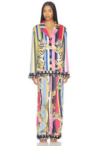 Classic Pj Set
                    
                    Show Me Your Mumu | Revolve Clothing (Global)