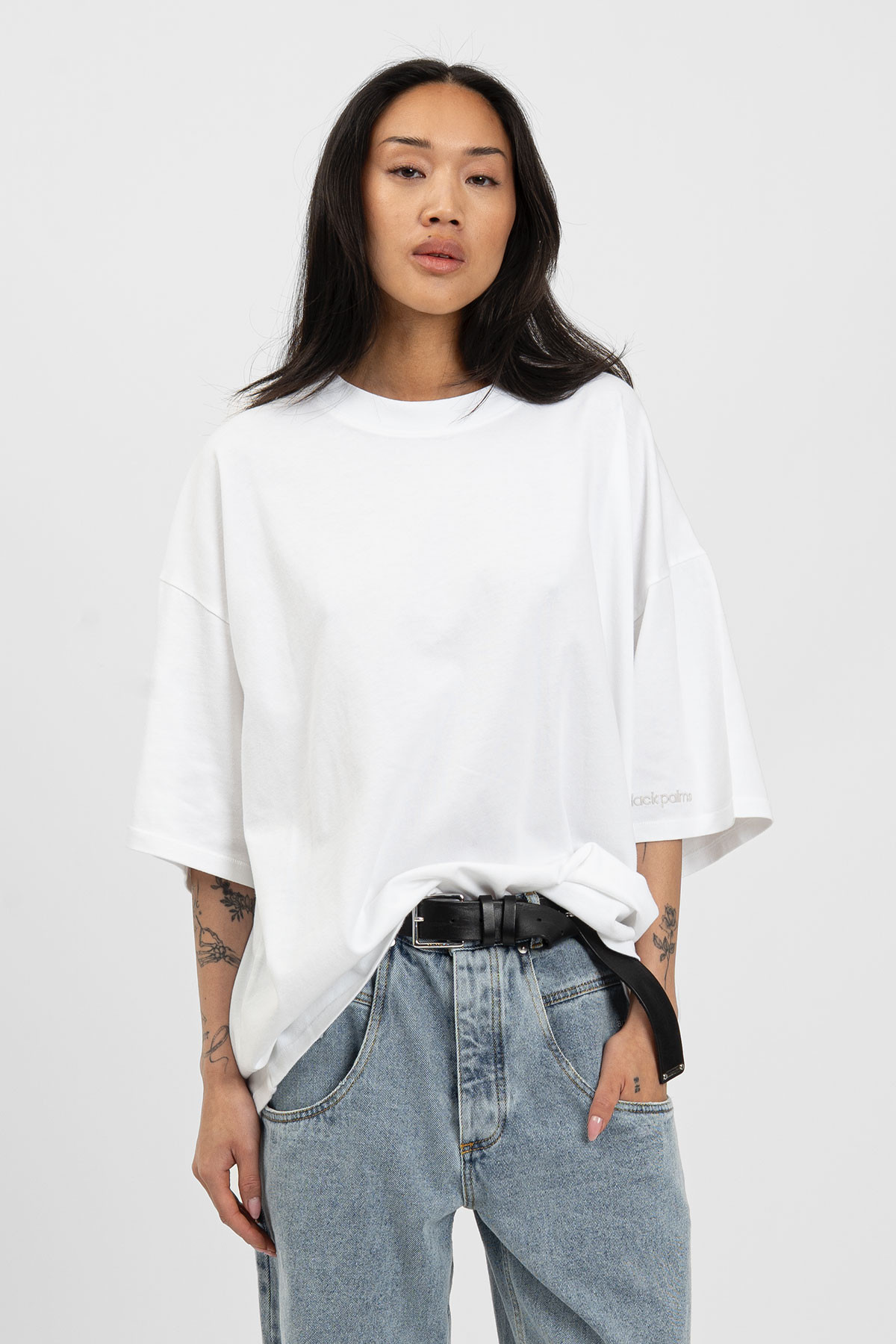 bp ICONIC 001 Tee White | black palms