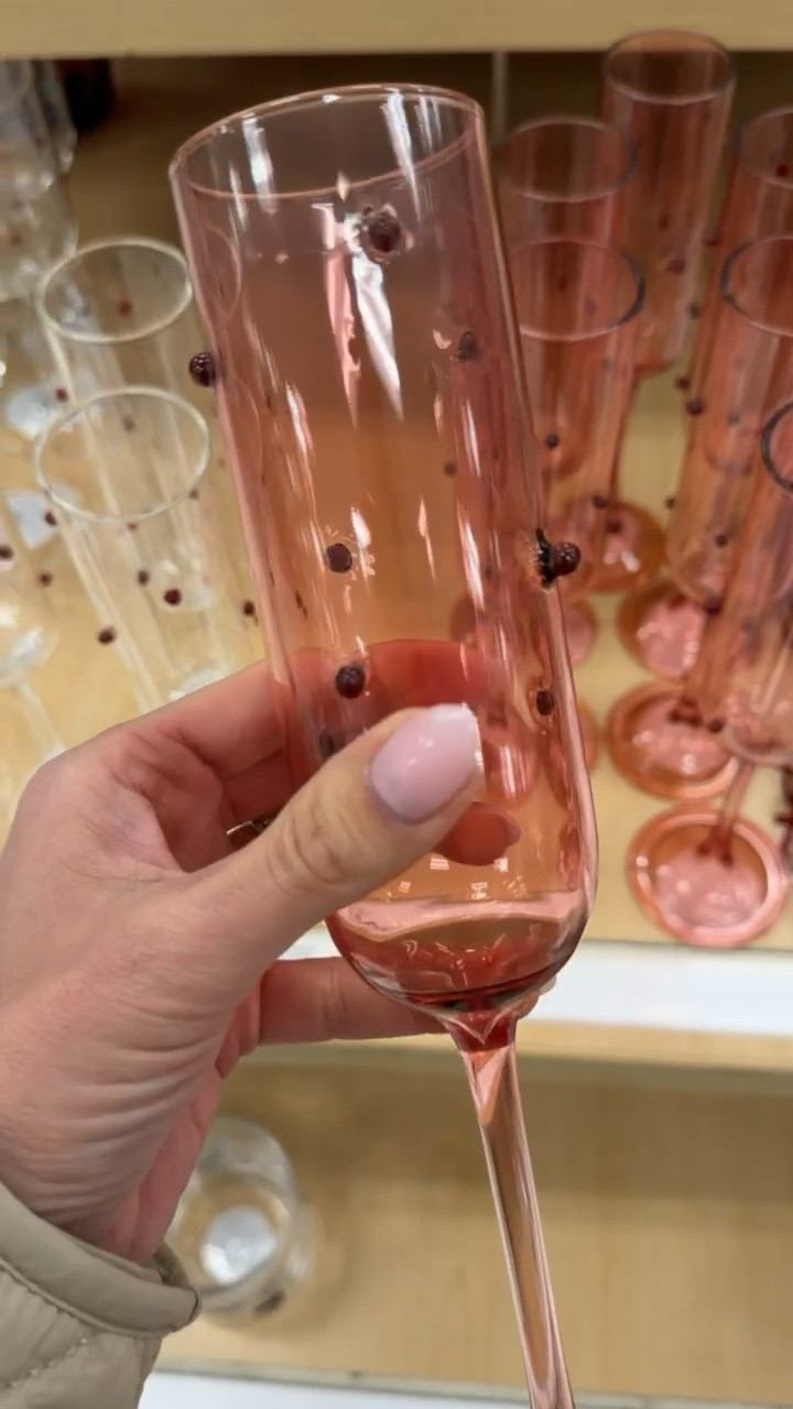 Valentine's Day glassware, Valentine's Day dinnerware, Valentine's Day decor

#LTKValentine