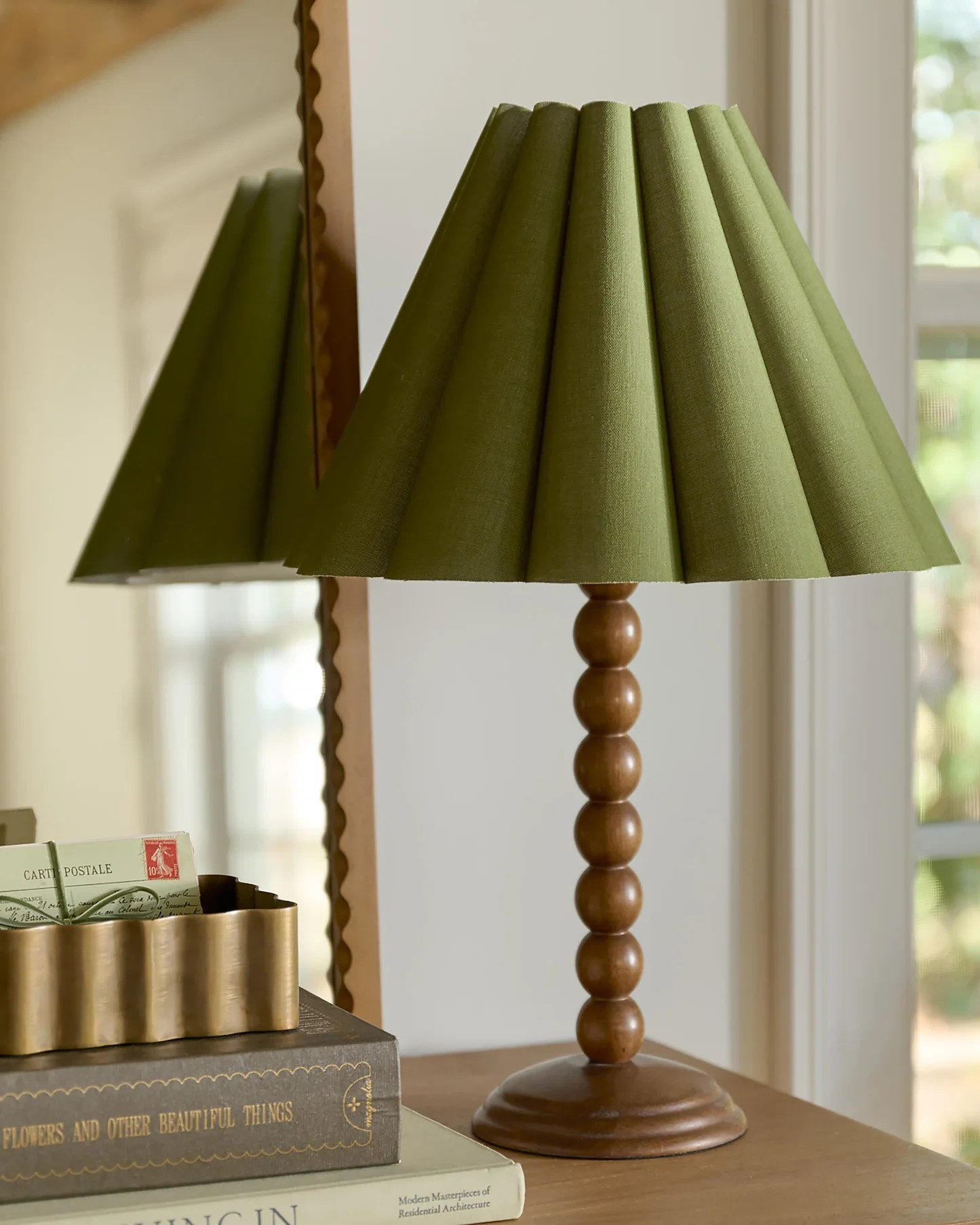 Linden Table Lamp | Magnolia