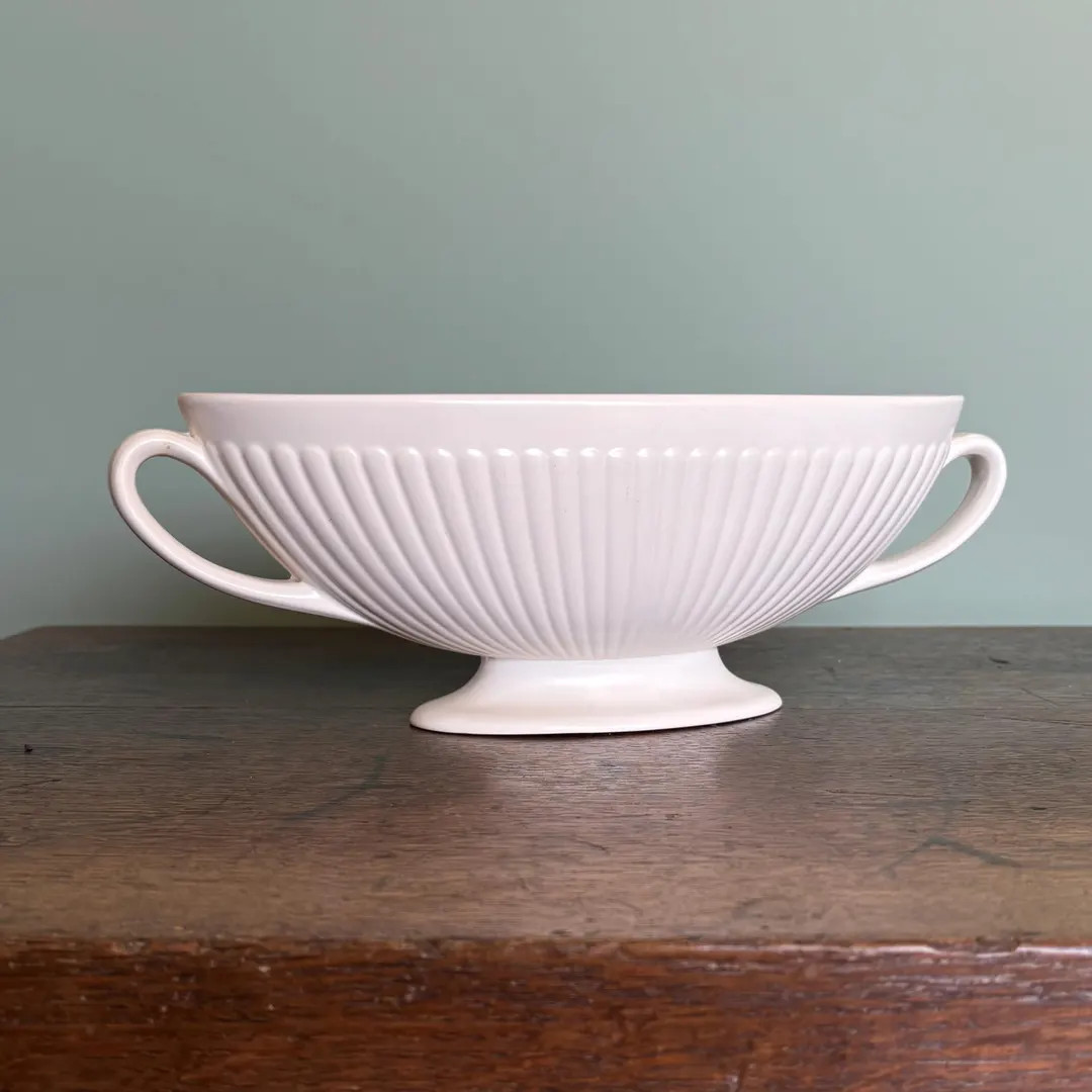 Vintage Wedgwood Mantel Vase, Moonstone Glaze, Constance Spry Style Flower Arranging Vase - Etsy | Etsy (US)