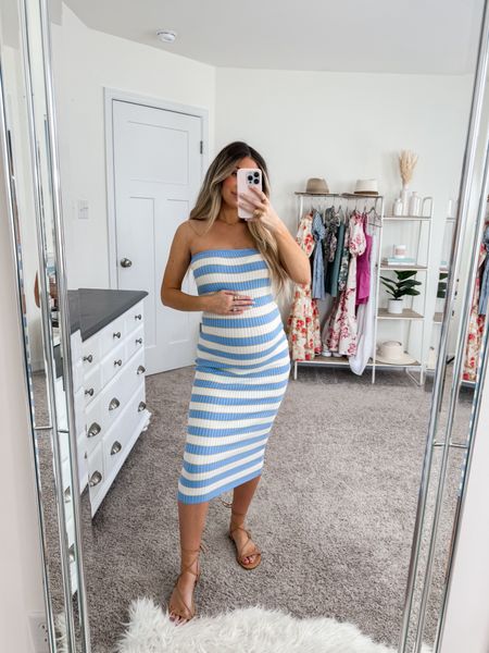 Can’t get over this dress! Non maternity but bump friendly & it’s not only cute but extremely comfortable! Also under $100! Wearing a size small 

#LTKshoecrush #LTKbump #LTKfindsunder100