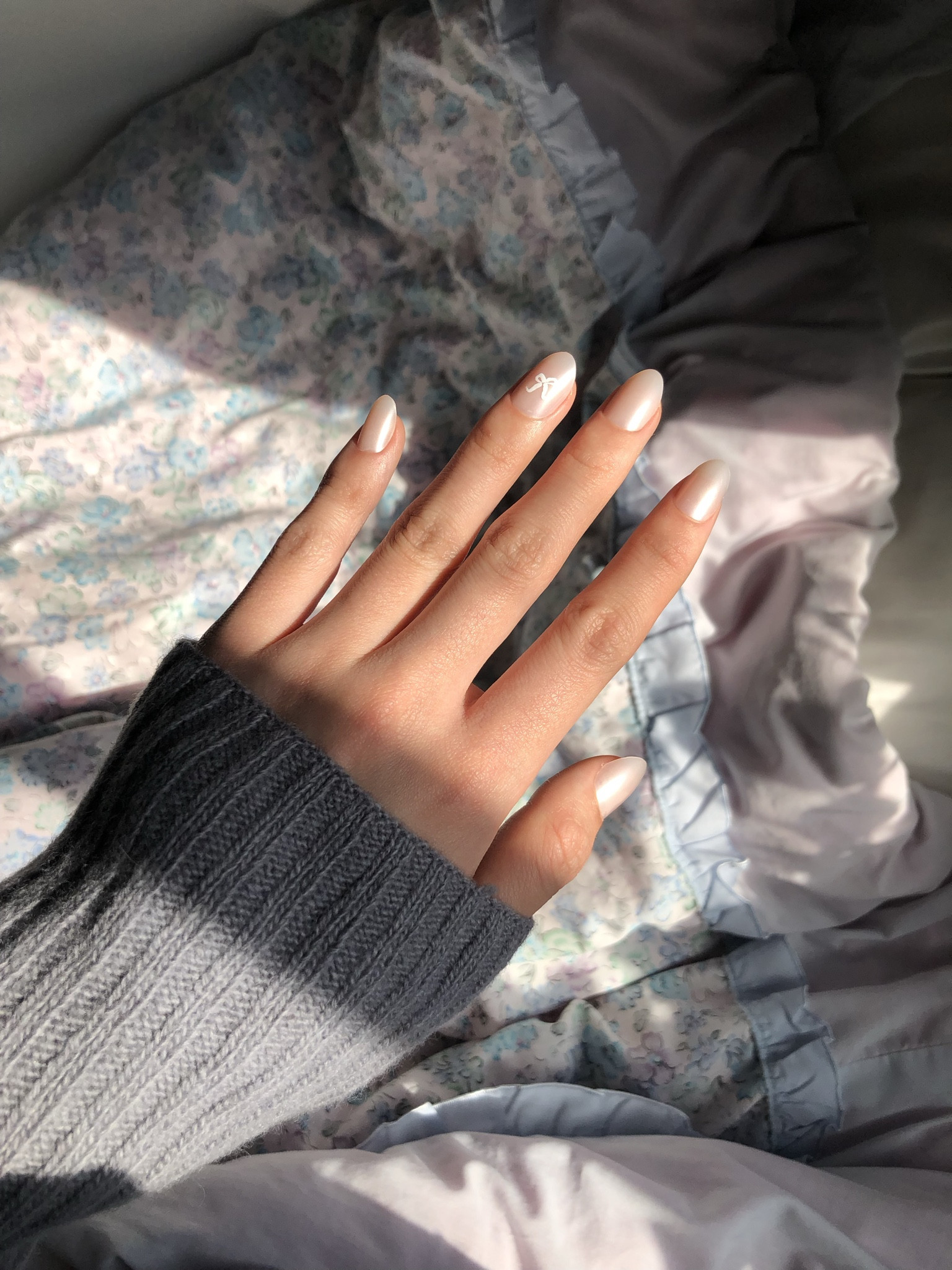 Fake DIY nails for spring 💞

#LTKbeauty #LTKparties #LTKstyletip