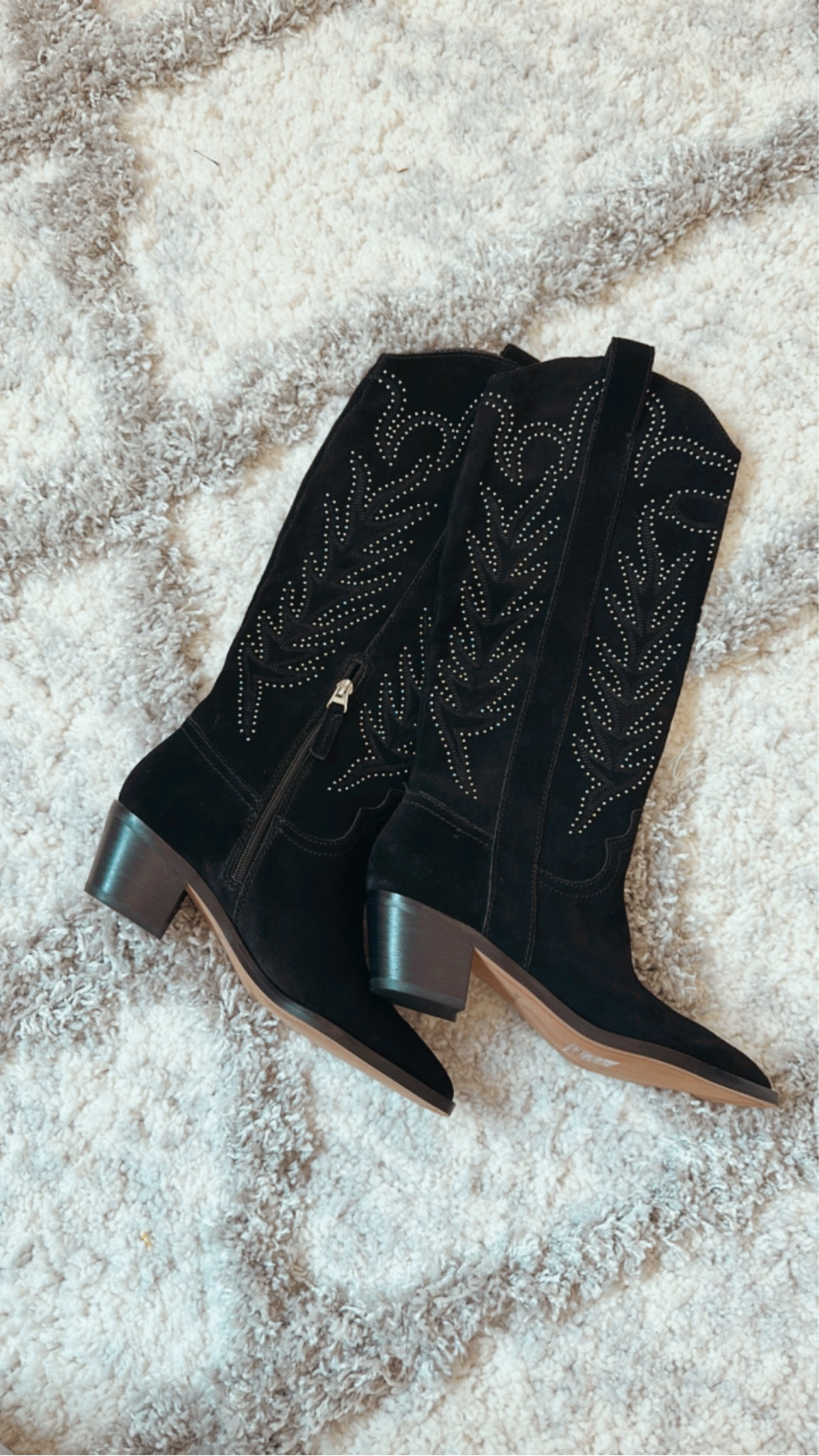 western boots are my latest obsession, these are so comfy and fit true to size 🤩🤩

#LTKsalealert #LTKshoecrush