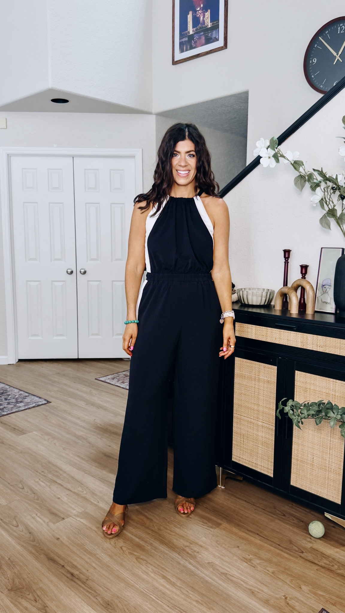 Express try on
In a medium contrast jumpsuit


#LTKMidsize #LTKOver40 #LTKSaleAlert