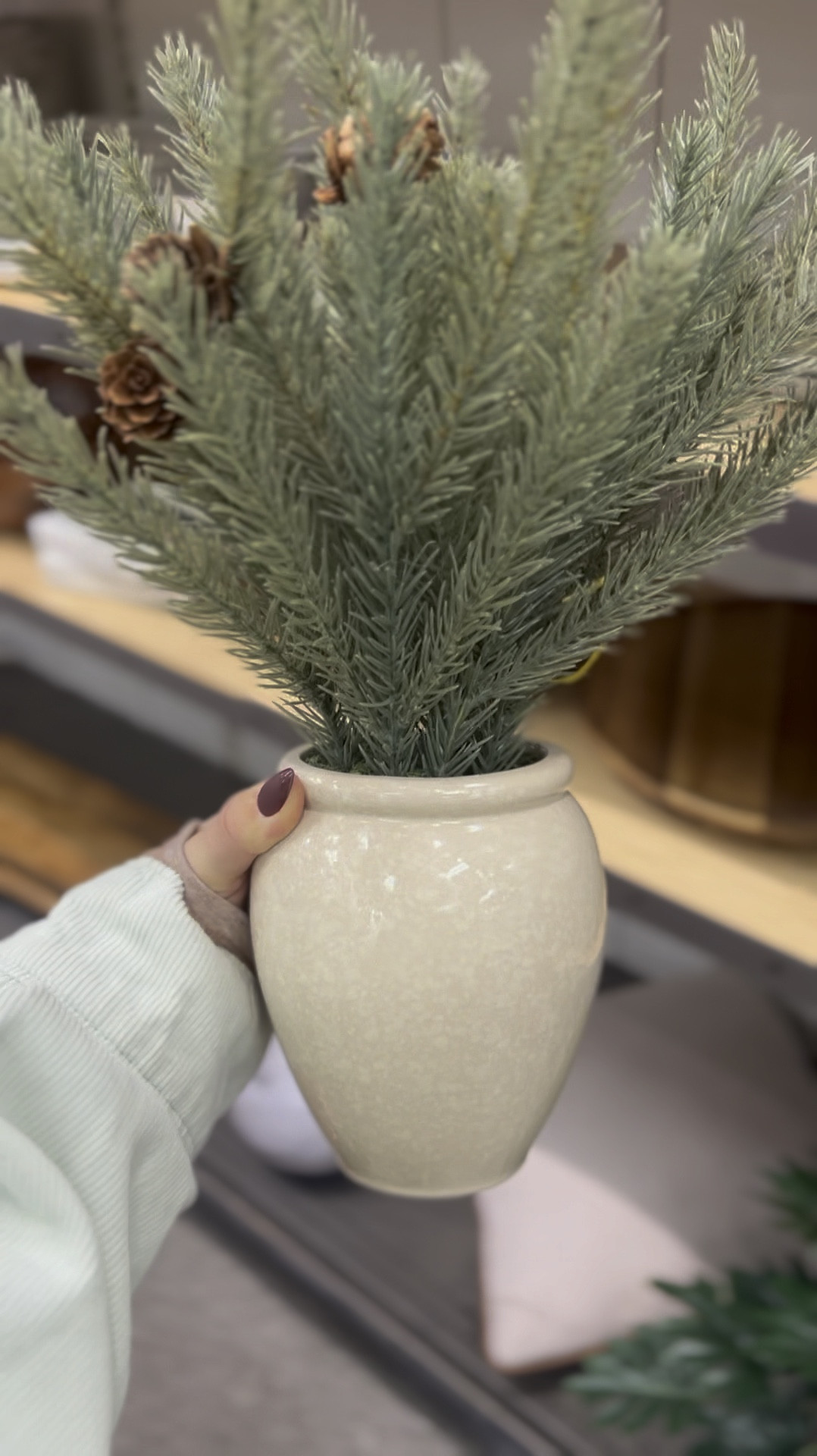 Love this for holiday decor! Simple and neutral to match your home and other holiday decor! 👌 

#LTKHoliday #LTKHome #LTKFindsUnder50