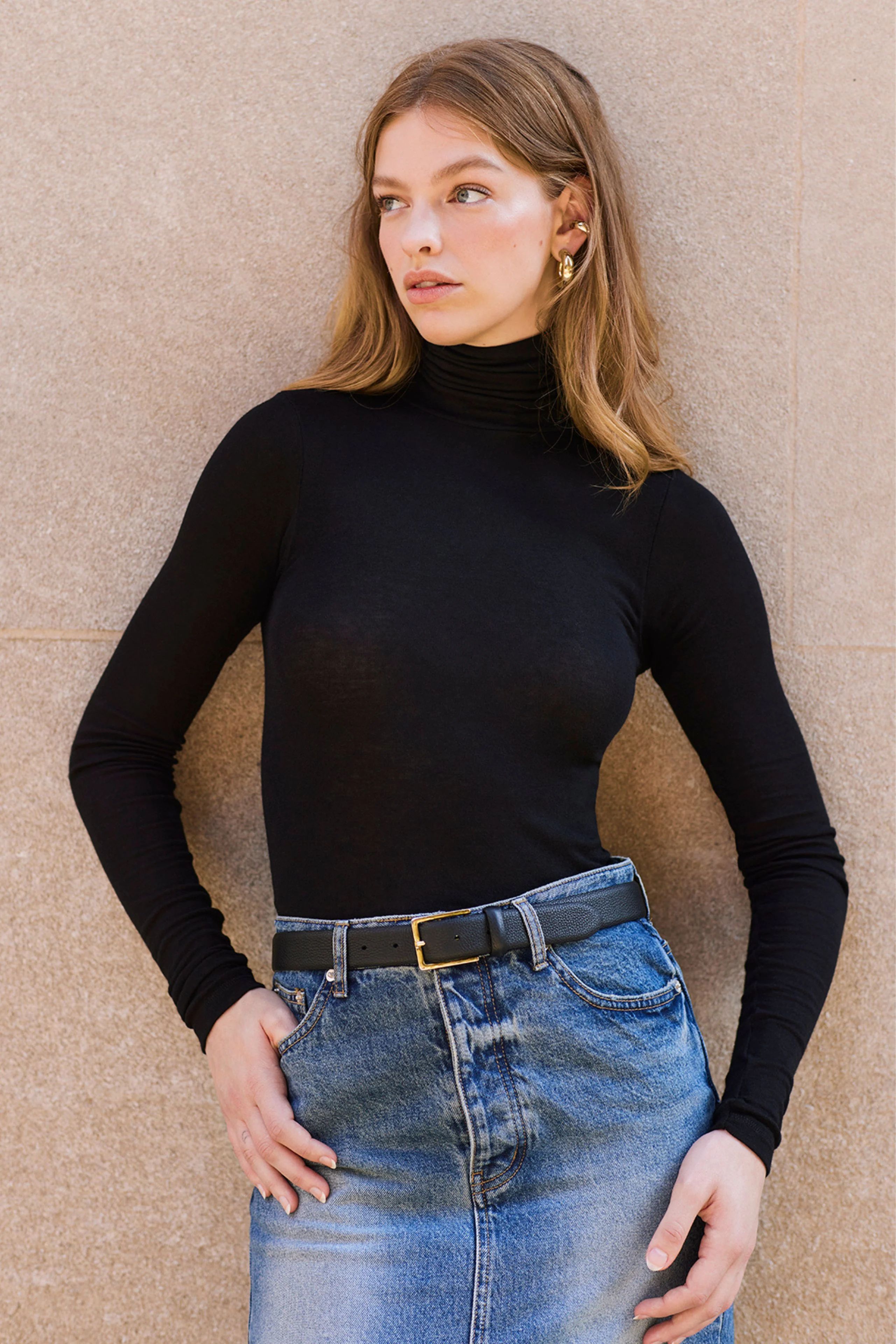The Cashmere Turtleneck in Black | Sold Out NYC