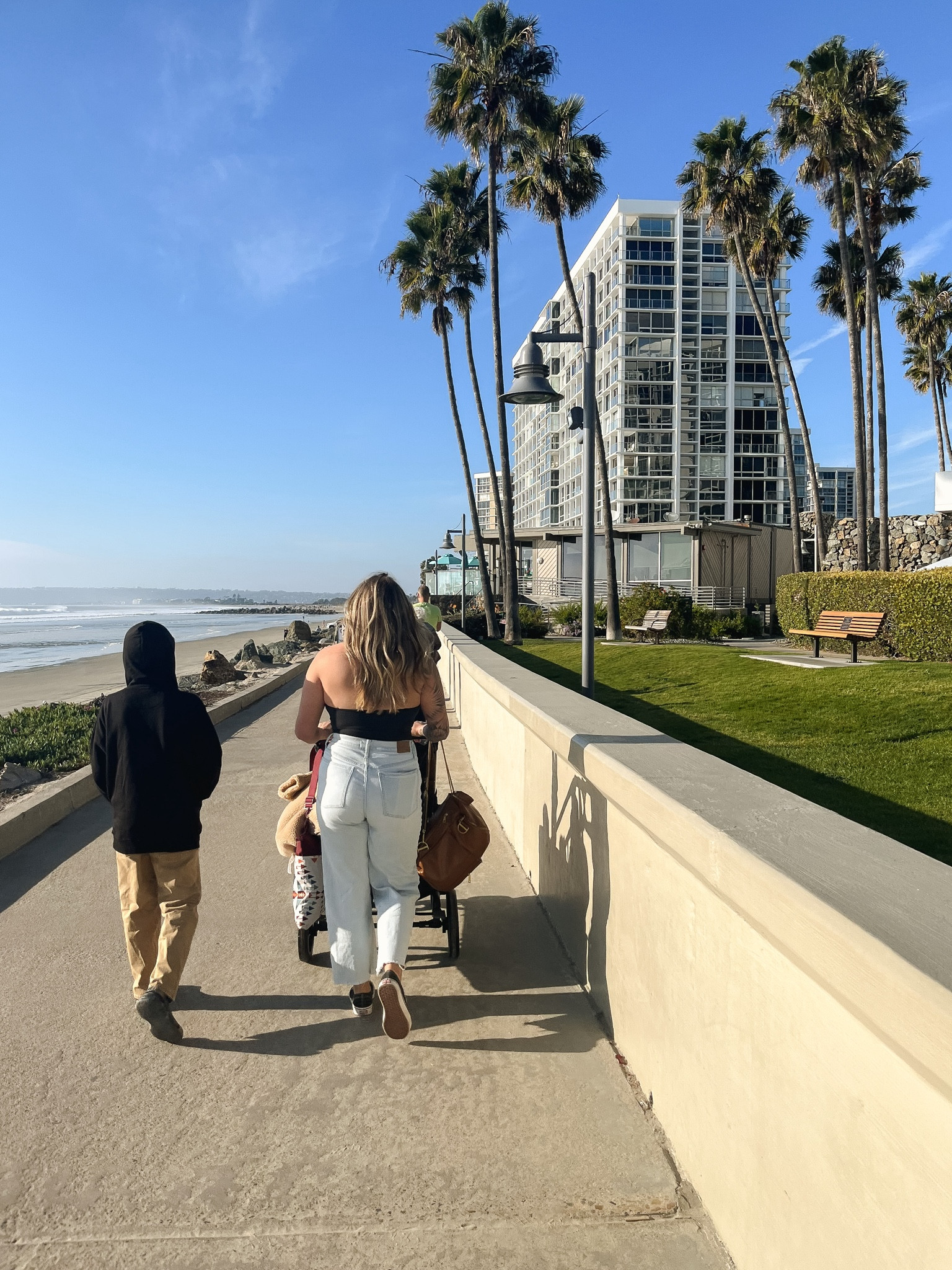 Exploring Coronado Island with my kids is one of my favorite things to do. 🥰 + this Baby Trend wagon makes life SO much easier and it’s super inexpensive. 👌

jeans, travel outfit, vacation, mom jeans, baby essentials, diaper bag

#LTKfamily #LTKmidsize #LTKkids