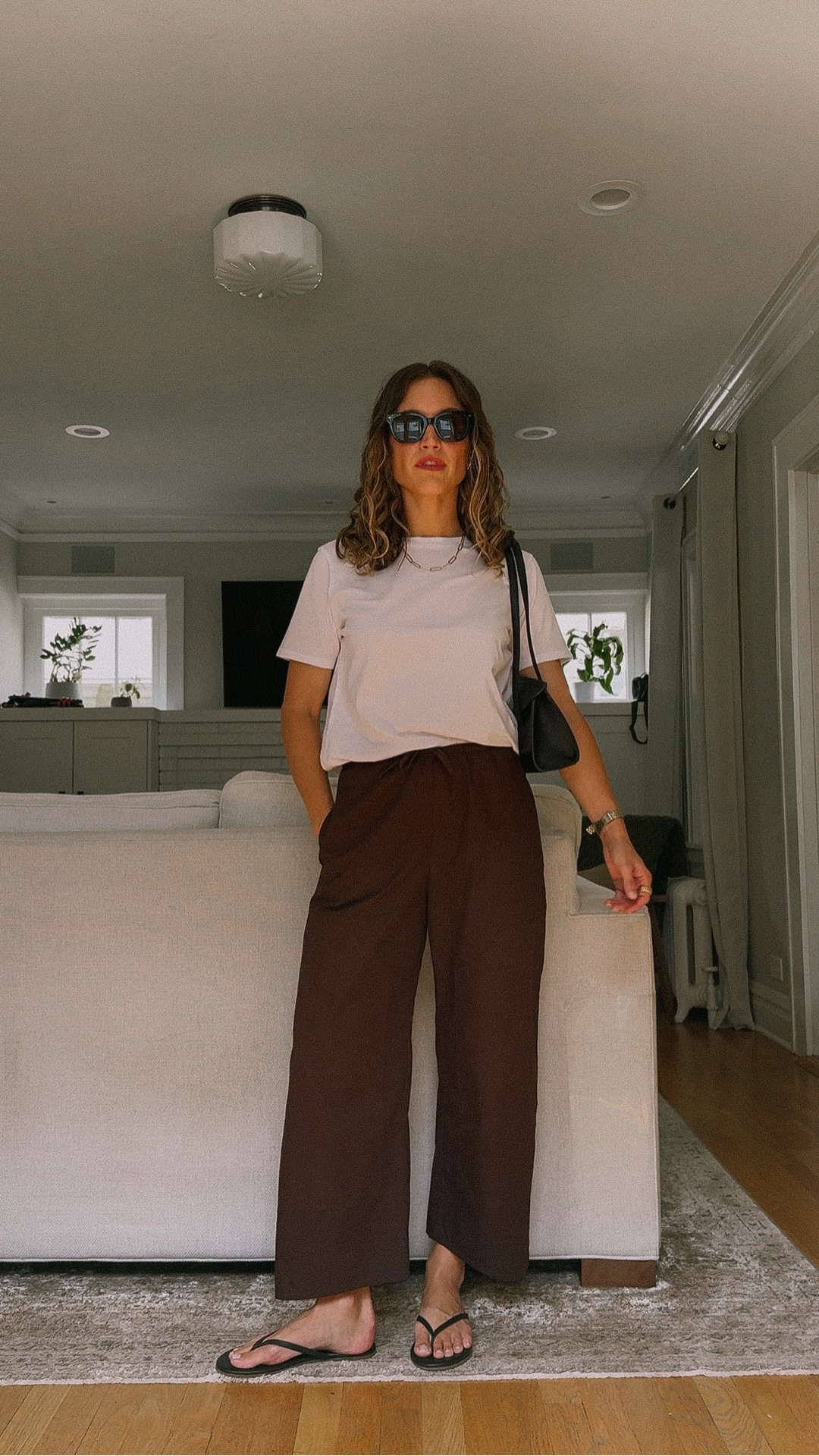 September Capsule // Day Two

Sèzane tee, I sized up. J.Crew pants, 0P, TTS. Tkees sandals, TTS. Freja bag. Quince sunglasses.

#LTKootd #LTKmomlife #LTKOver40