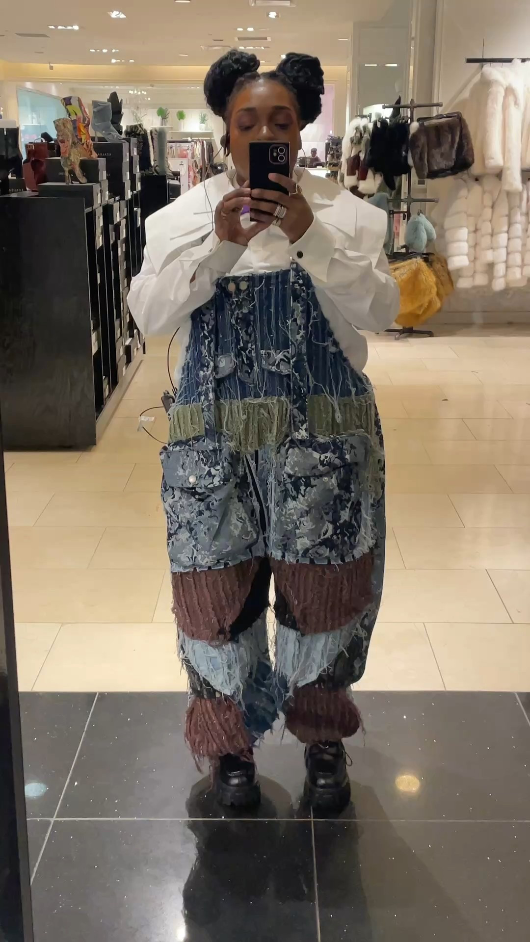 I’m starting to really like streetwear and baggy things on me lately 

FYI my shirt is from Turkey and I customised it. 

#LTKootd #LTKPlusSize #LTKMidsize