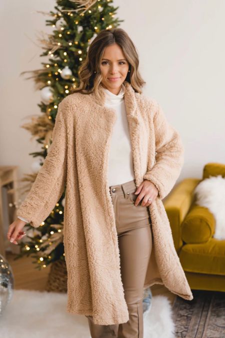 She Is Boutique Neutral Faves! 

On sale for 25% off today or you can always use code RALEIGH15 to save!

*wearing smallest size 

#LTKCyberweek #LTKSeasonal #LTKHoliday