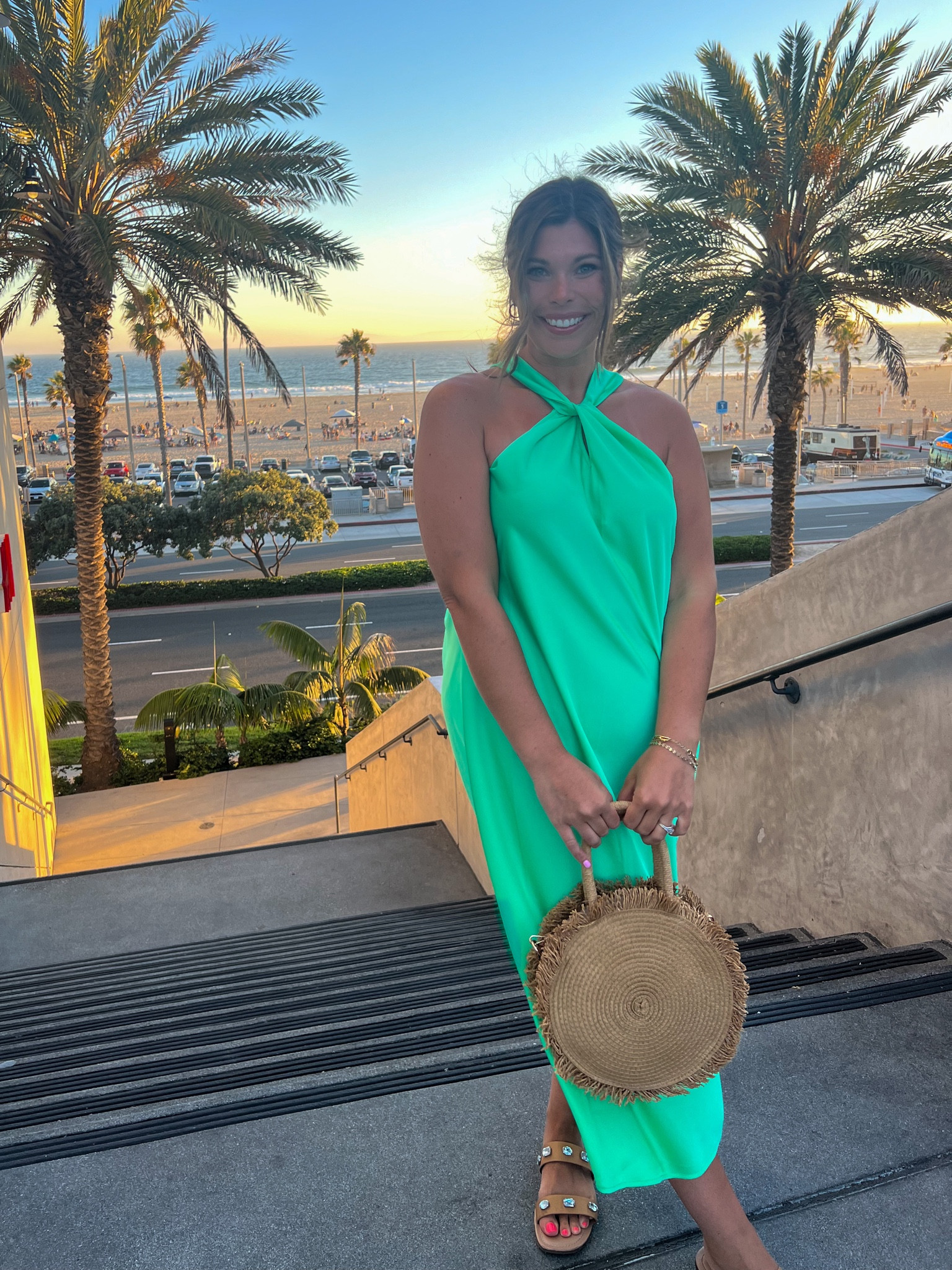 the easiest, most comfortable and affordable vacation dress 🙌🏼 


comes in more colors and can be worn as a wedding guest dress or date night outfit as well ✨

#LTKwedding #LTKunder50 #LTKstyletip
