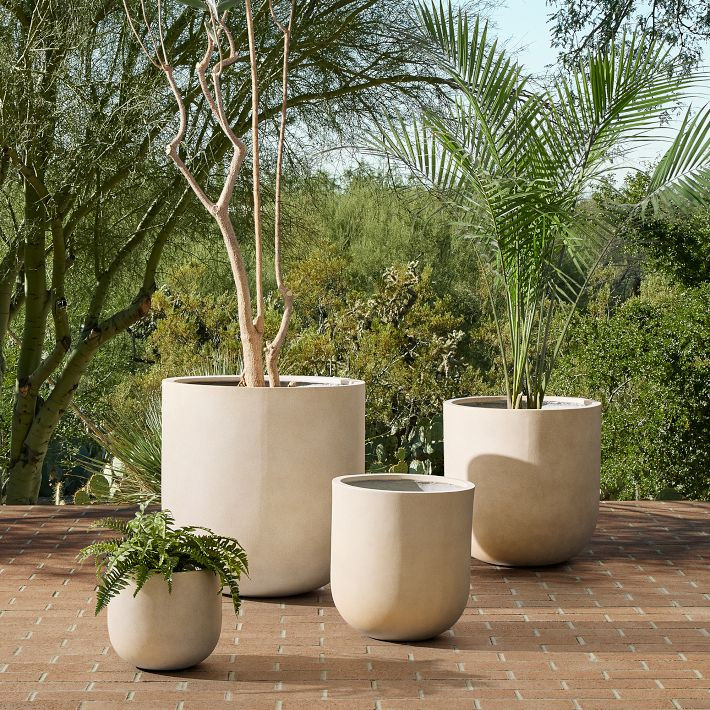 Radius Ficonstone Indoor/Outdoor Planters | West Elm (US)