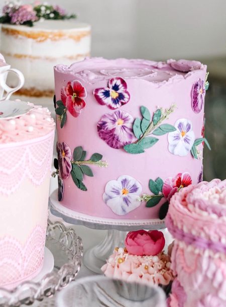 Pretty edible flowers to embellish cakes and desserts! 



#LTKunder50 #LTKSeasonal #LTKhome