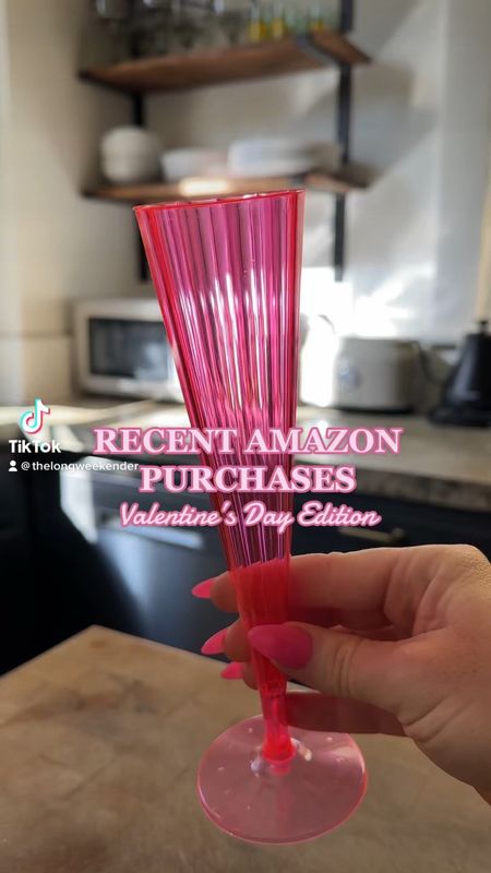 Recent Amazon Purchases: Valentine’s Day Edition!

Valentine’s Day , valentines, pink straws, party favors, party supplies 

#LTKhome #LTKSeasonal