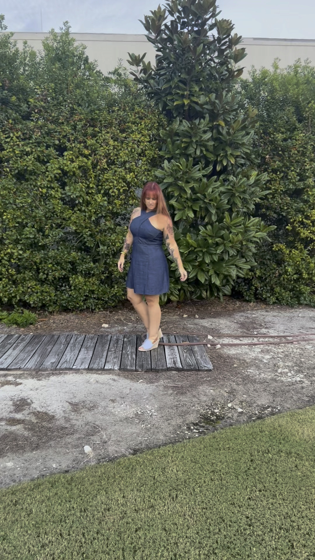 Mixing shades of denim is completely acceptable, right?

#LTKshoecrush #LTKmidsize #LTKover40