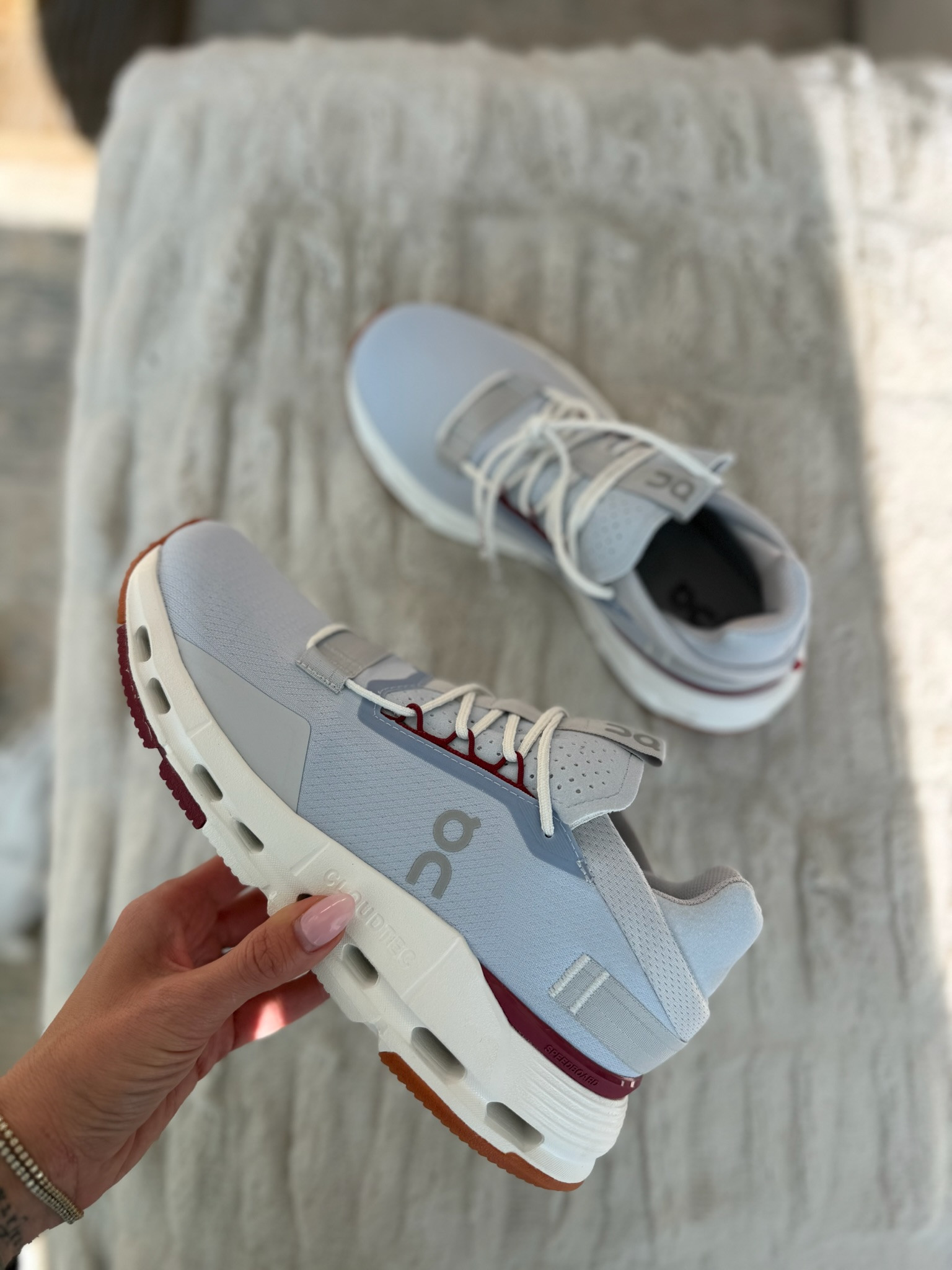 My favorite gym sneakers! On clouds, workout shoes, athletic shoes, hot girl walk, annabrstyle 

#LTKfitnessgoals #LTKootd #LTKActive