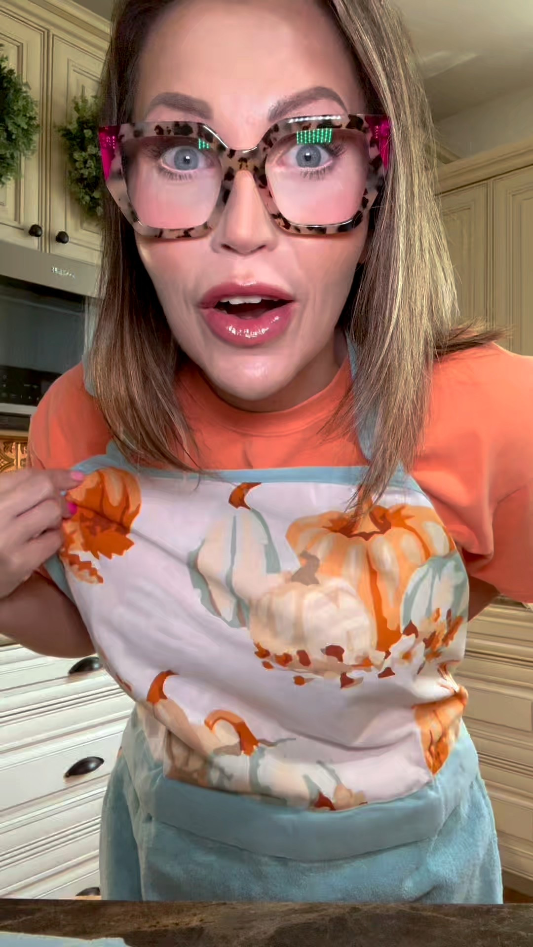 Cook, bake, and entertain in style with the Temp-tations Thanks & Giving Apron Set 🦃🍂. This holiday kitchen apron comes with a removable towel and bonus towel, making it both festive and functional. Perfect for Thanksgiving cooking, fall baking, or hosting family dinners, this apron set is a must-have for any home chef who loves seasonal kitchen essentials. #ThanksgivingKitchen
#FallCookingVibes

#LTKMidsize #LTKHome #LTKOver40