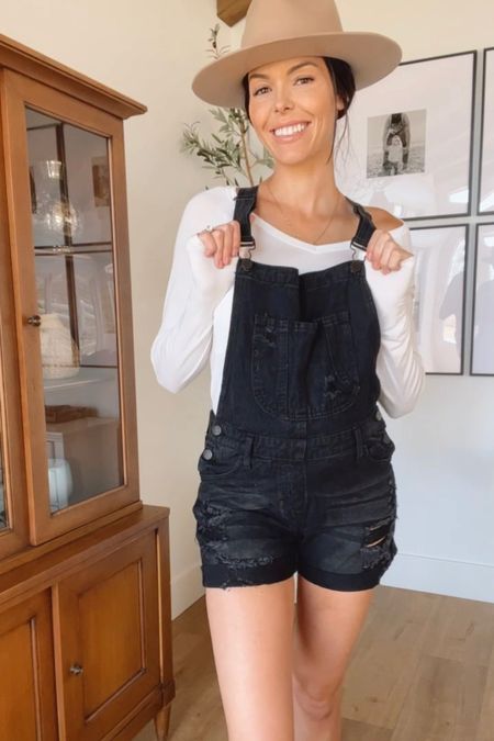 These overalls are such a fun way to style the bump whether in the summer or sweaters in the winter with tights. Love them so much! And I do think they’ll still work great for post pregnancy, consider sizing up though. 

#bumpstyle #bumpfriendly
#pregnantstyle #pregnantlife #pregnantbelly #pregnantfashion #ltkbump #bump #pregnancyfashion #bumpdate #maternityfashion #mommytobe #maternityinspo 

#LTKstyletip #LTKunder100 #LTKbump