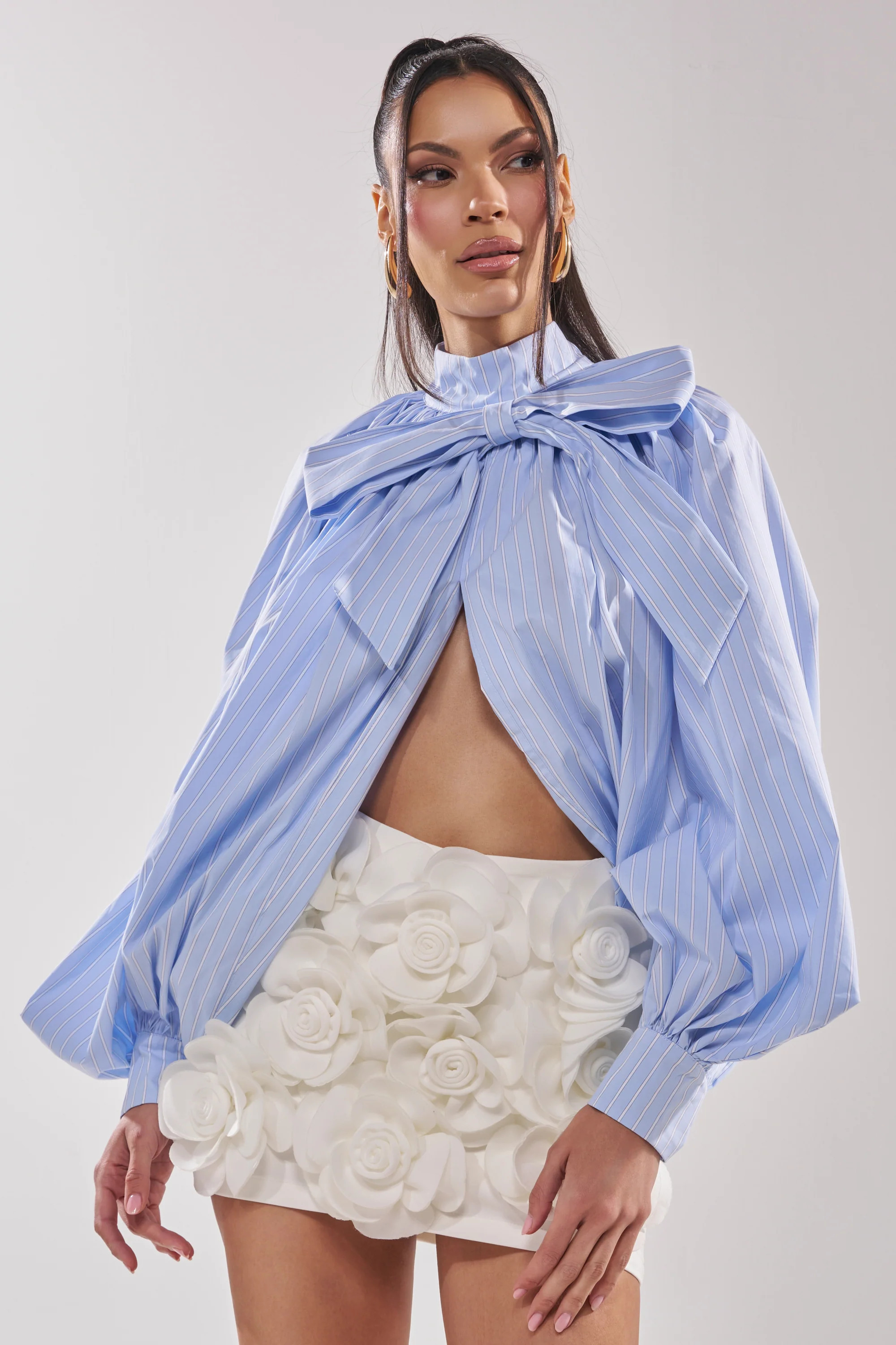 AKIRA Masterpiece Poplin Puff Long Sleeve Top In Blue | Size Large/XL | AKIRA