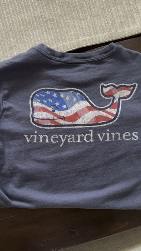 Patriotic looks for summer! Use code: FLASH24 

Boys clothing, vineyard vines sale, boys polos, boys t-shirts 