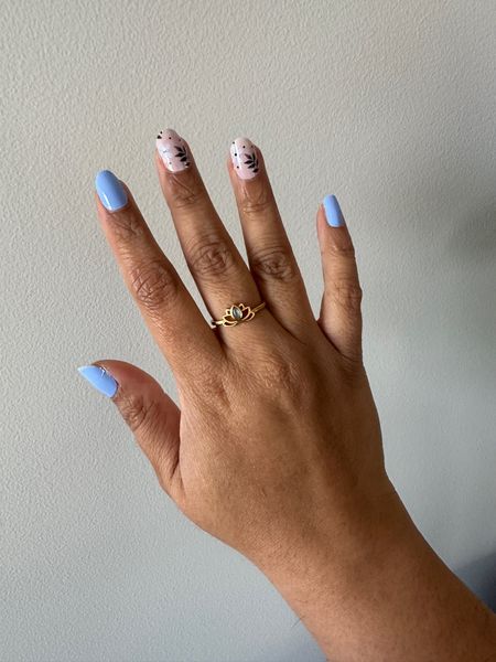 What if I said I did this pretty manicure at home and by myself, under 30 minutes, and it costs less than $10 😱 also, no actual nail polish needed! 

#LTKstyletip #LTKGiftGuide #LTKbeauty