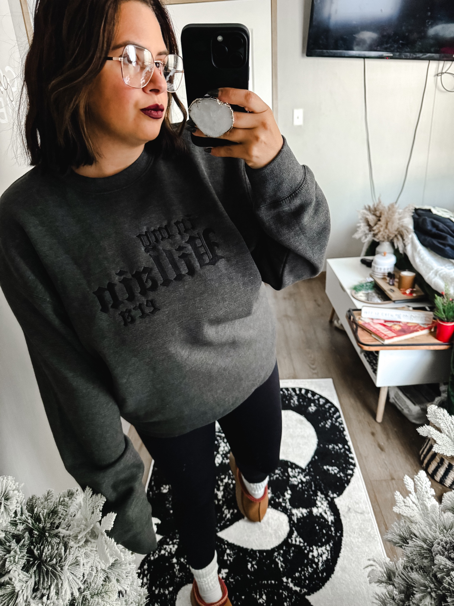 Crewneck and leggings are my staple during the fall and winter season! 

Tazz slippers
Women’s shoes

#LTKplussize #LTKSeasonal #LTKstyletip