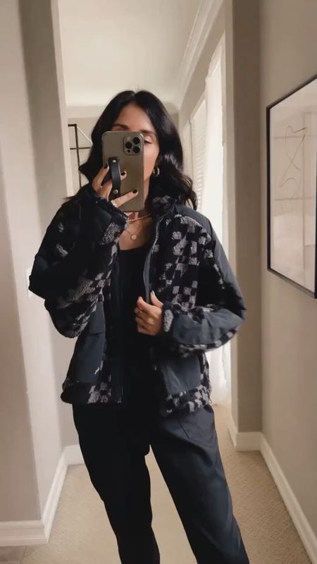 This jacket looks and freaks expensive but it’s budget friendly. I’m just shy of 5-7” wearing the size S, StylinByAylin 

#LTKstyletip #LTKfindsunder100