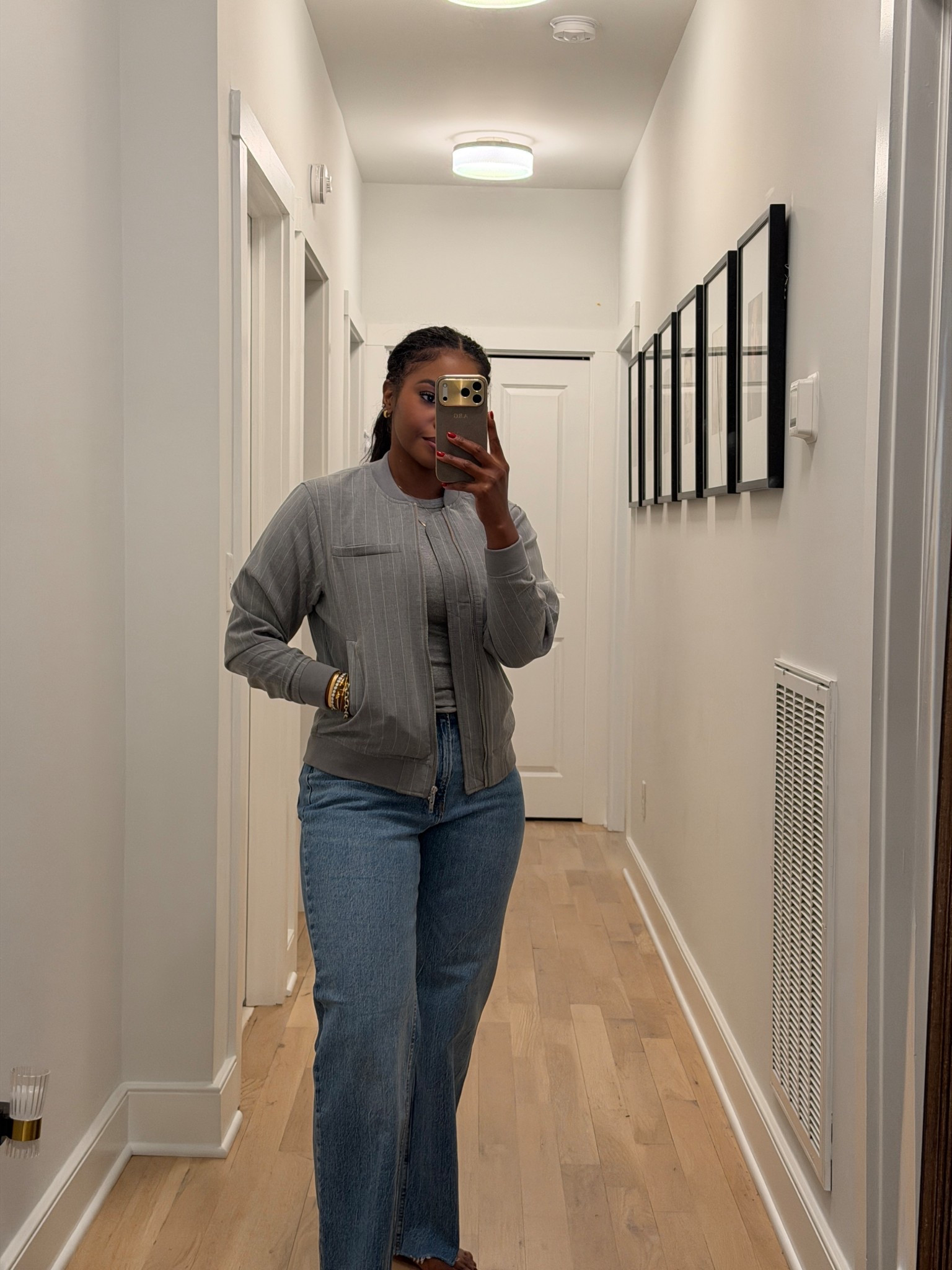 Lightweight jacket. Perfect for early Spring afternoon when there’s a little chill in the air. Wearing an XS (runs oversized) 