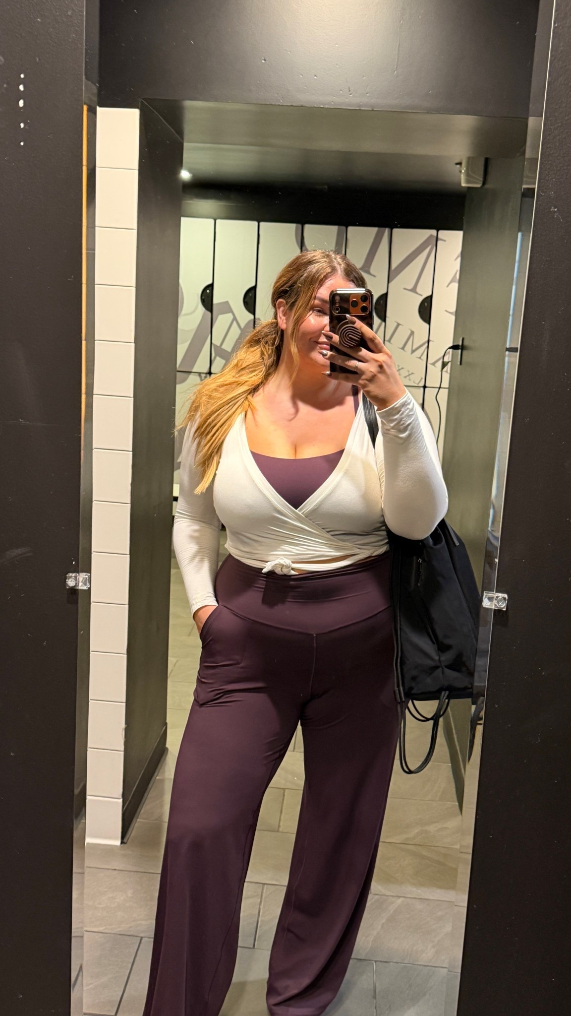 Workout outfit of the day 🤎 wearing these tops in an xl & pants in an xl long!

#LTKfitnessgoals #LTKMidsize #LTKootd