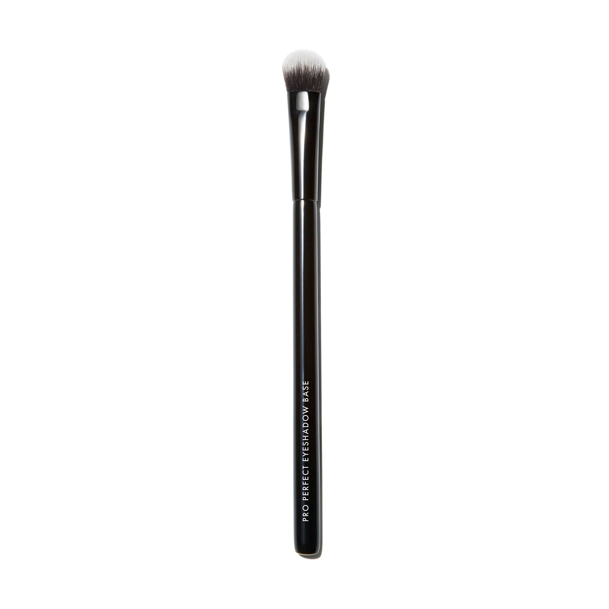 Pro Perfect Eyeshadow Base Brush | Beauty Pie (UK)