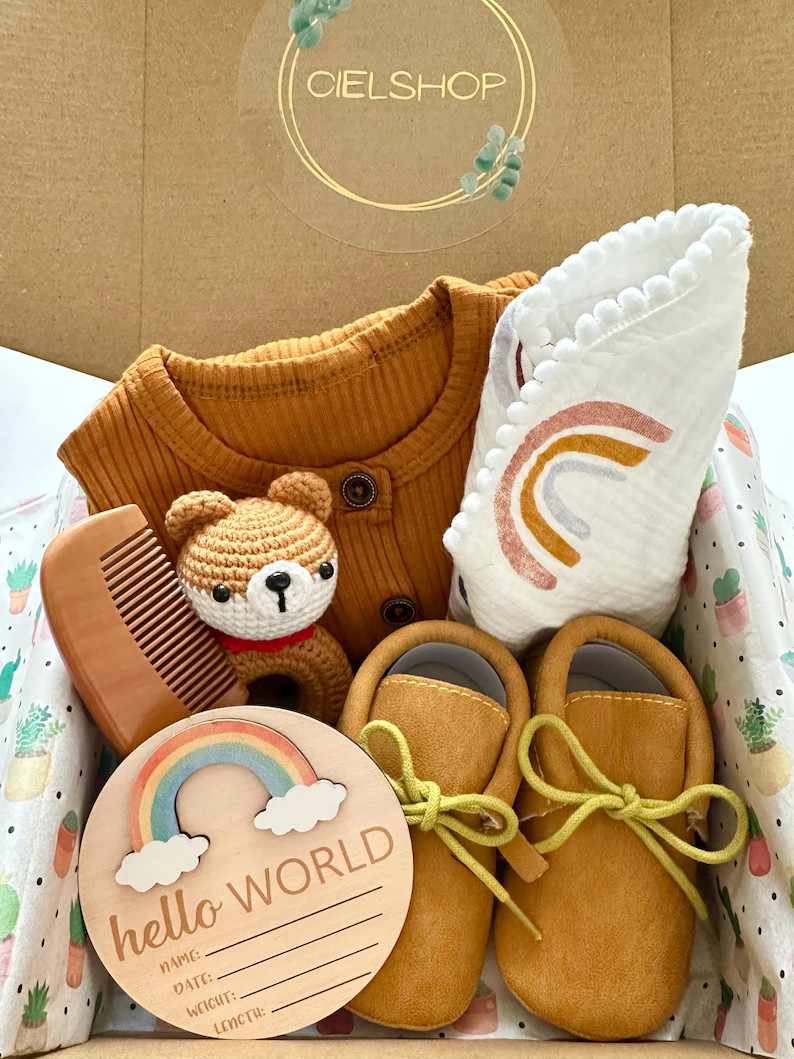 New Baby Gift Box | Baby Shower Gifts | Newborn Gift Set | New Mom Gift Basket | Baby Gift Set Ge... | Etsy (Global)