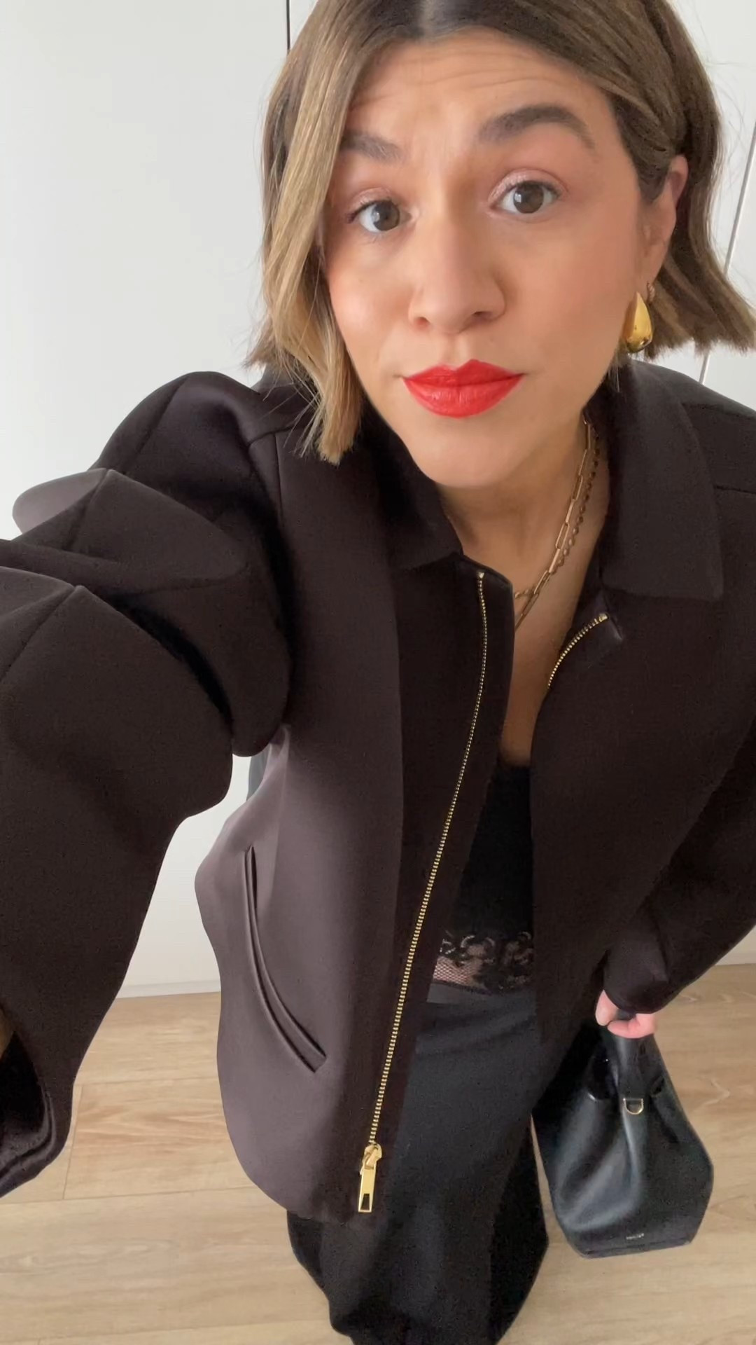 Wearing a size XL (14) in the dress & 12 in bomber 

#LTKmaternity #LTKaustralia