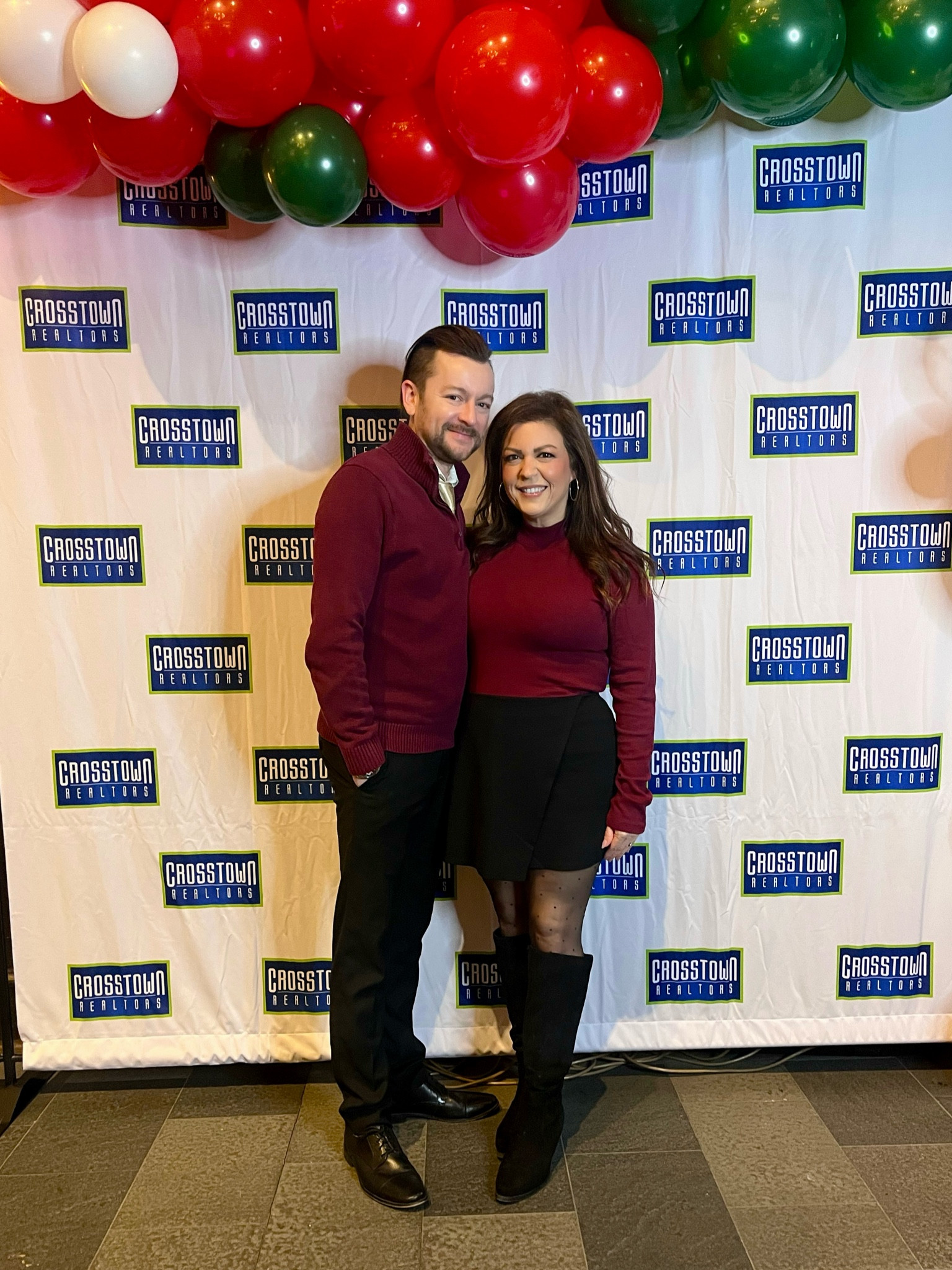 Winter Christmas Party | Cocktail Attire 

#LTKMens #LTKSeasonal #LTKFamily