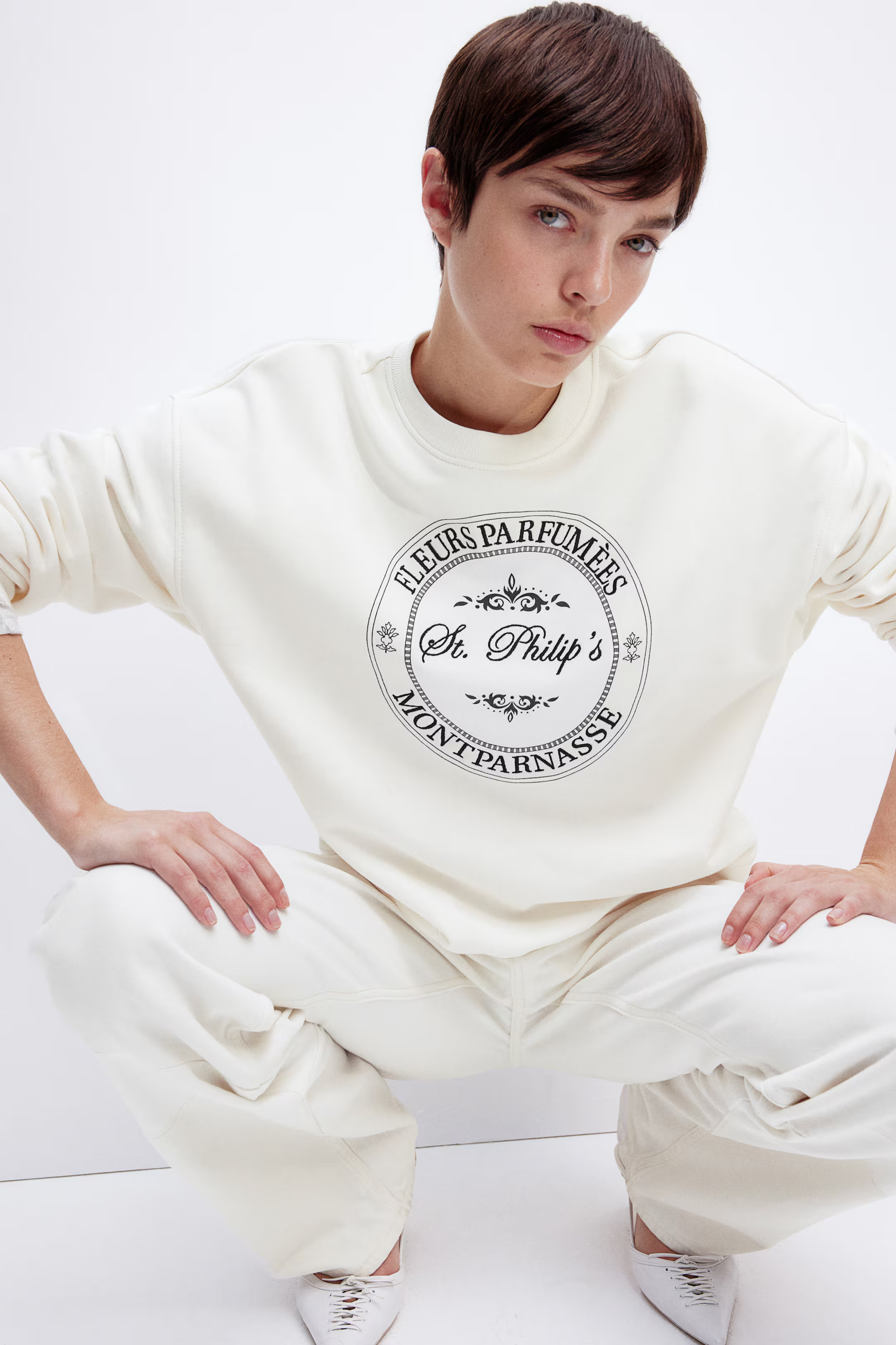 Oversized Sweatshirt with Motif - Cream/Fleurs Parfumées - Ladies | H&M US | H&M (US + CA)