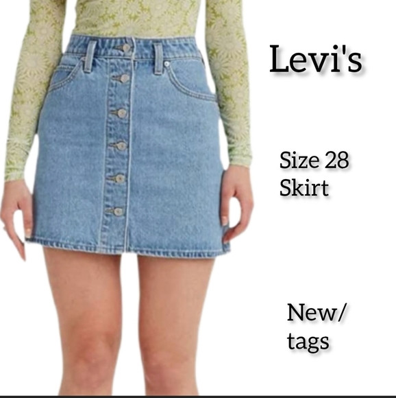 LEVI'S DENIM SKIRT SIZE 28 BUTTON DOWN CLOSURE NEW WITH TAGS | Poshmark