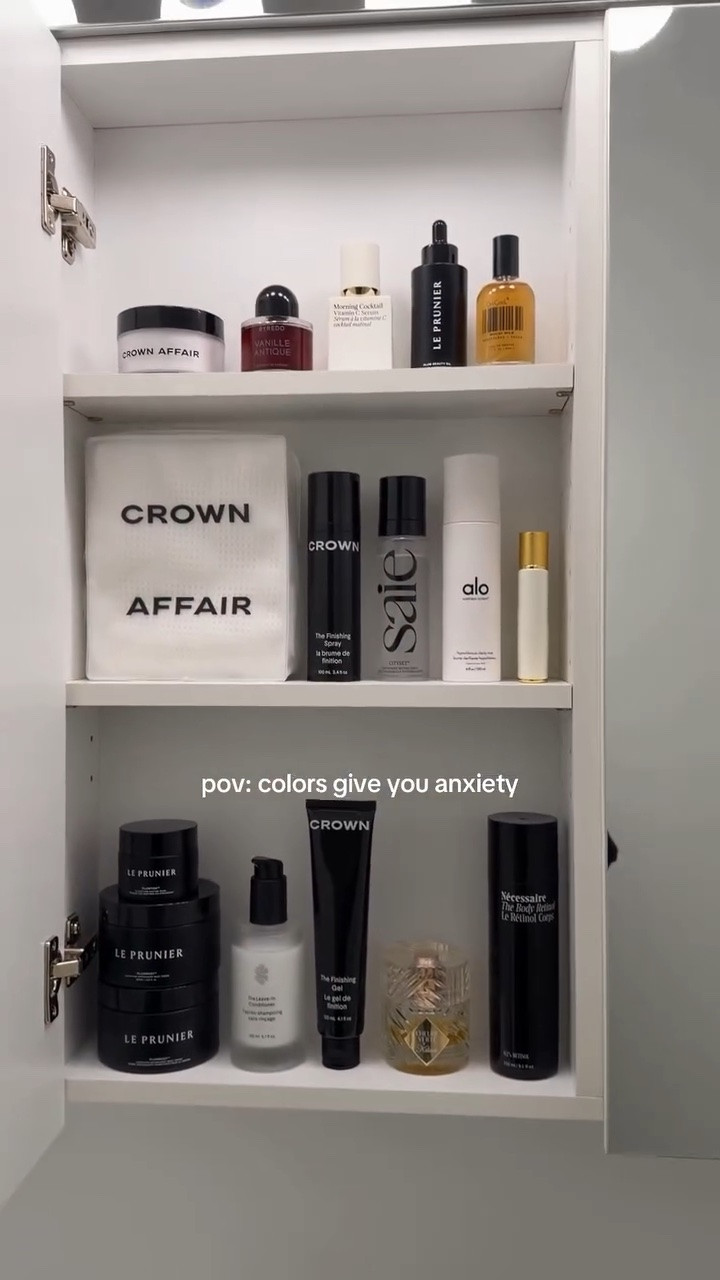 pov: colors give you anxiety so you’re fighting the urge to throw out every product that doesn’t fit your bathroom aesthetic . thank you @crownaffair @leprunier @kilianparis @alo @officialbyredo @victoriabeckhambeauty and @necessaire for calming my ocd #productorganization #ocd #bathroomorganization