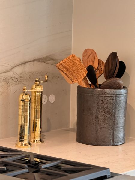 Kitchen countertop functional decor and organization at The Modern Muse

#LTKhome