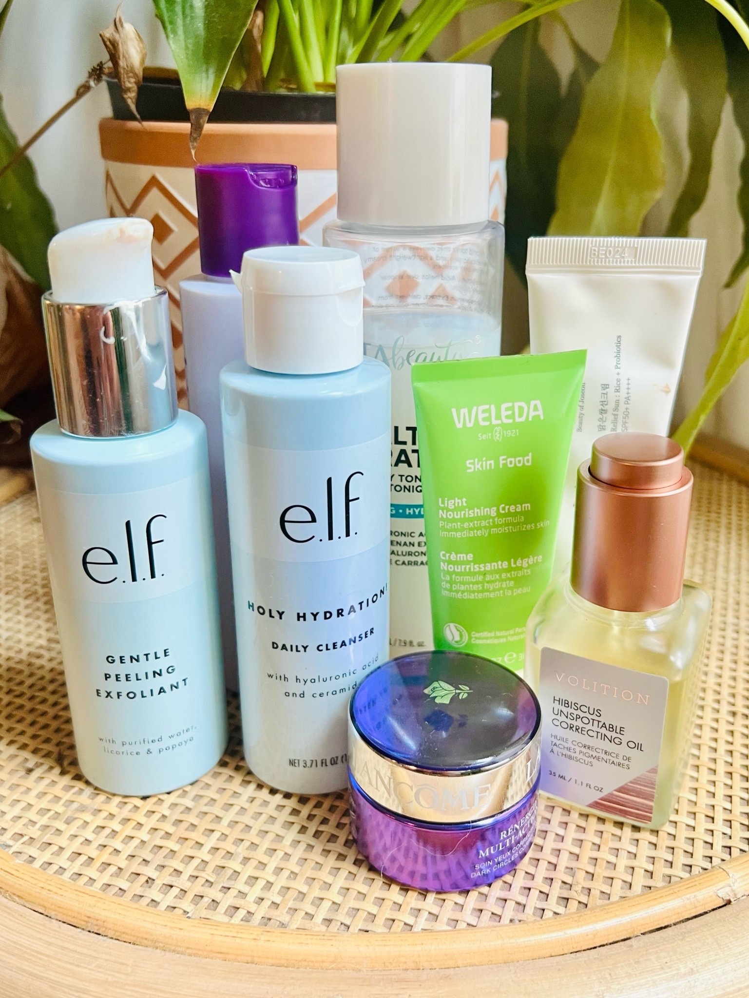 The real secret to glowy makeup after 40 is well-prepped skin that’s exfoliated and hydrated! Here are my morning skin prep faves 

#LTKbeauty